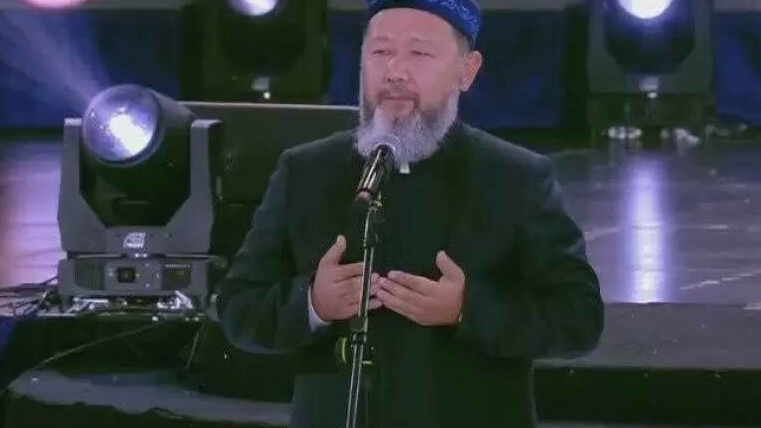 «Өмір тек қайғыдан тұрмайды»: Бас мүфтиді Майғазиевтің тойына барды деп сынағандарға ҚМДБ жауап берді