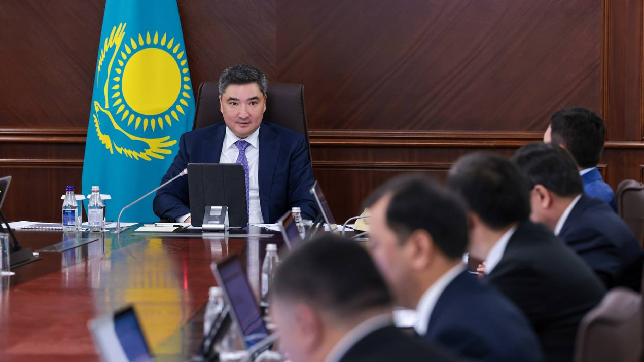Тоқаев тапсырмасы: Премьер-министр авиация саласын дамыту бойынша жиын өткізді