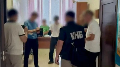 Жемқорлық күдігі: Қызылордадағы шенеунік қызмет бабын асыра пайдаланған