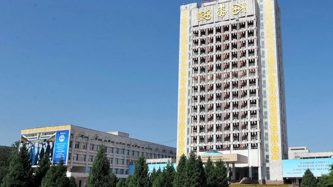 ҚазҰУ-да орын алған қайғылы жағдай: студент қыз қаза тапты