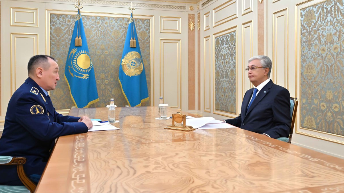 Тоқаев Қорғаныс министрін қабылдады