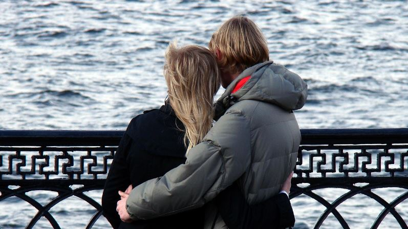 "Азғындыққа жетелейді": Мүфтият Әулие Валентин күні туралы 