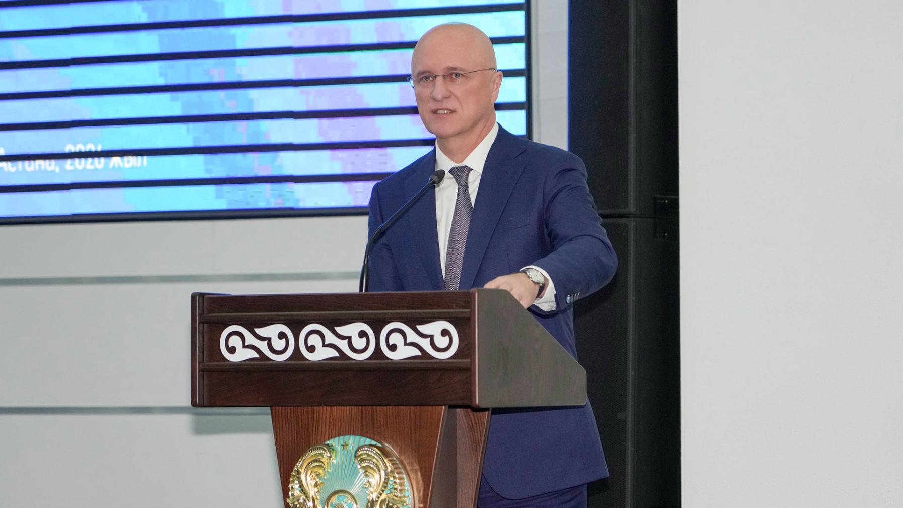 Скляр қатысқан алқа отырысында көлік саласының жаңа жобалары талқыланды