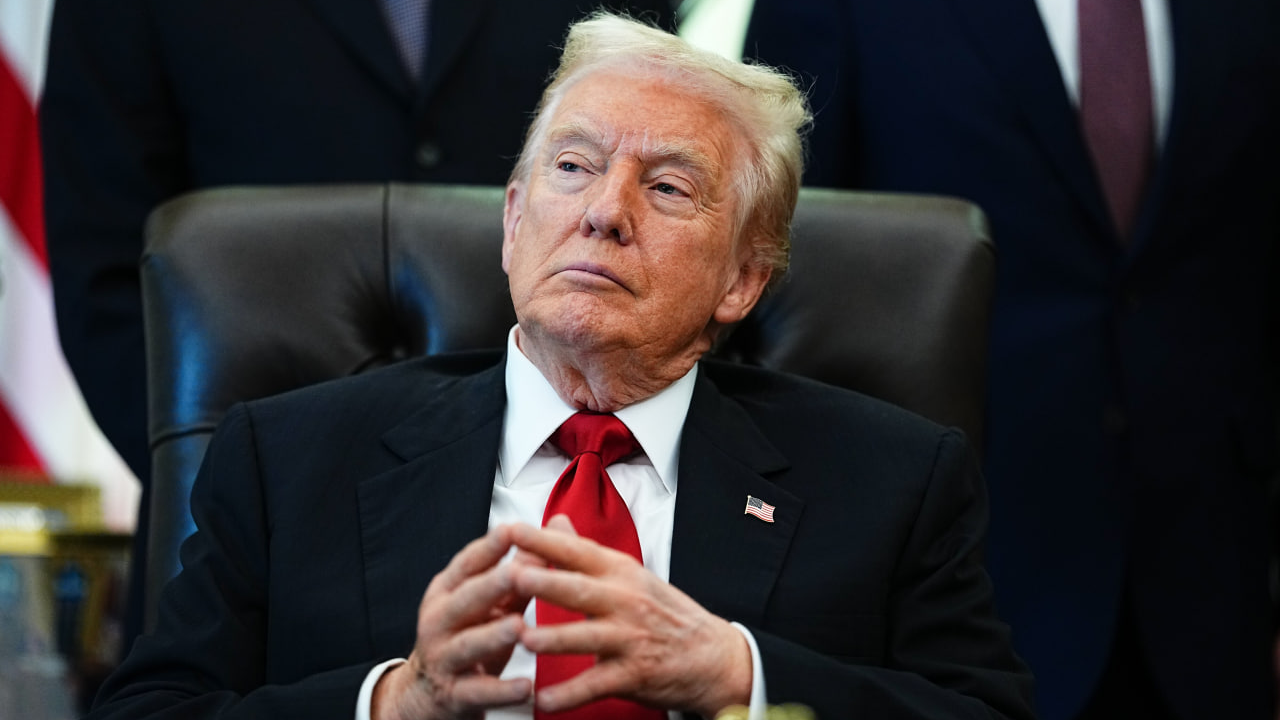Трамп Иранның жаңа басшысын өзі таңдайтынын айтты 