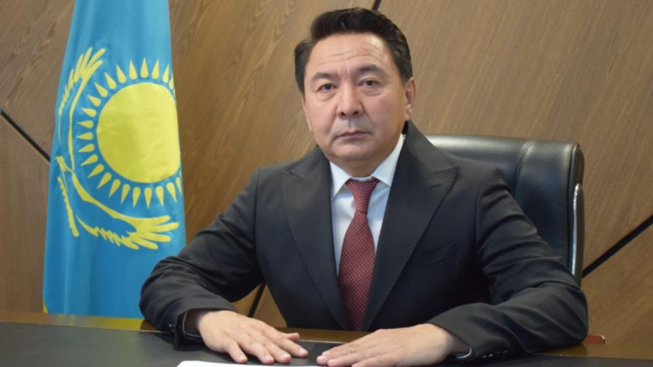 Құлсарыдағы шулы жаназа: Мыңдаған адам педофилдің туысы екенін білмей келген