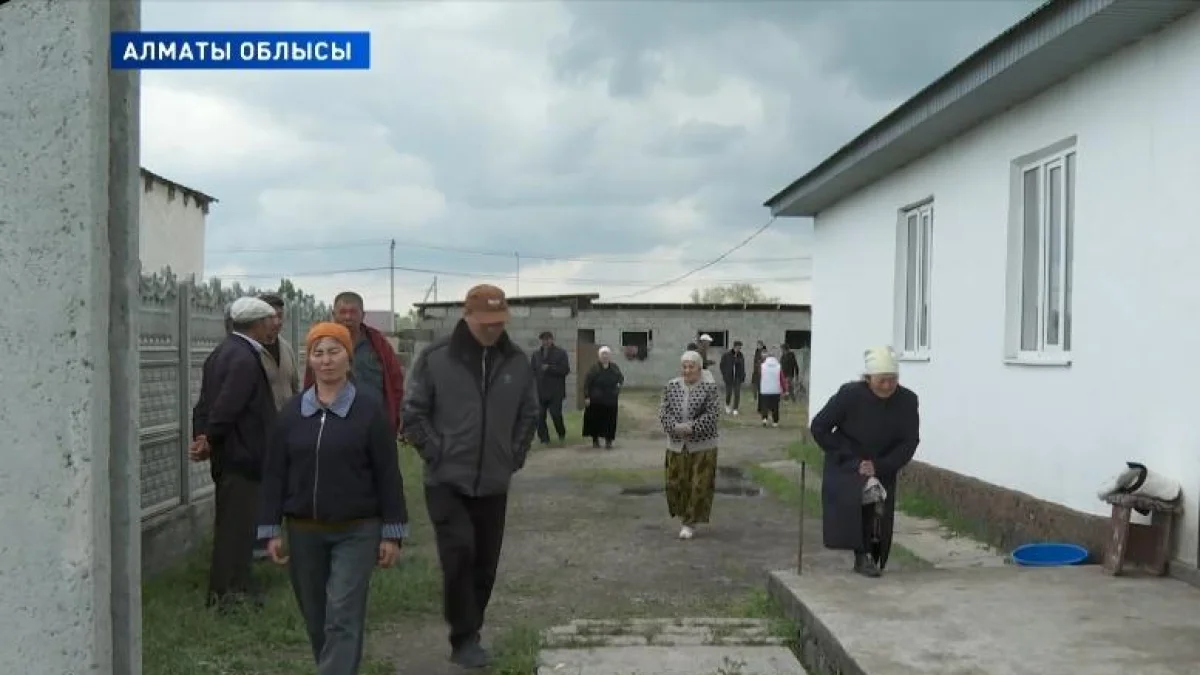 «Есігіңді жап» дегені үшін өлтірді»: Құран бағыштауға барып, ажал құшқан жігіт жерленді