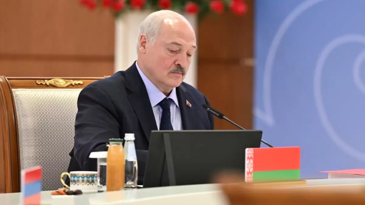 "Тышқан сырғып өтпестей жабылдық": Лукашенко Астанадағы ЕАЭО саммитінде қатаң сын айтты