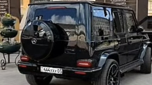 Скандальный Mercedes в Минске: казахстанке пригрозили выдворением