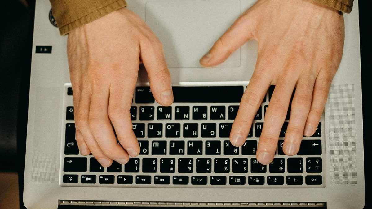 Құрылыс кезіндегі апат: Еліміздегі интернет ақауының себебі белгілі болды