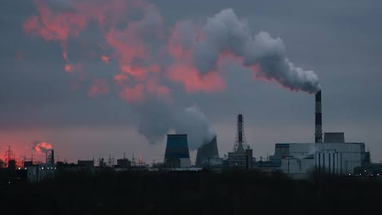 Неблагоприятные метеоусловия ожидаются в нескольких регионах страны