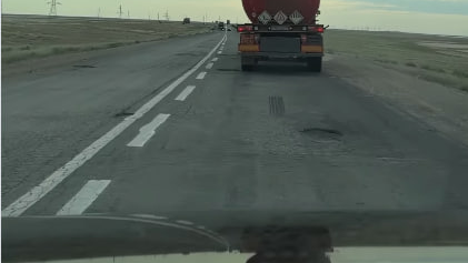 "Атыраудан тек салық керек пе?": Атыраулықтар "ҚазАвтоЖолды" қатаң сынға алды