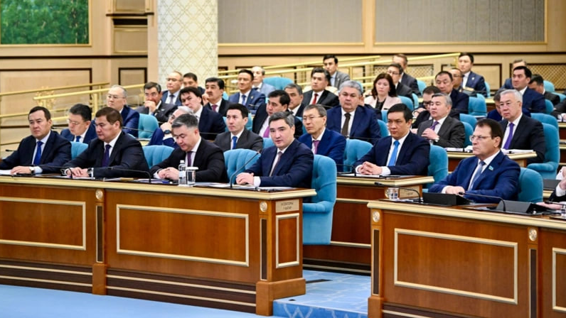 Правительство намерено снизить инфляцию ниже 10% по поручению Главы государства