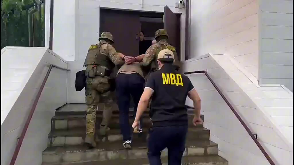 Ақтөбеде бұрынғы сүйіктісін интимдік видеомен бопсалаған азамат ұсталды (ВИДЕО)