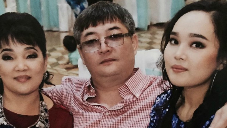 "20 жыл бірге тұрдық": Жанар Айжанова екінші күйеуі туралы алғаш рет айтты