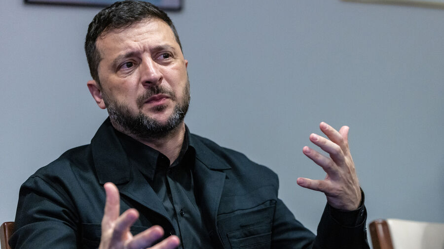 Путиннің "жетістігі" және бейбіт тұрғындарға жасалған соққы: Украина президенті тілшілер сауалына жауап қайтарды (ВИДЕО)